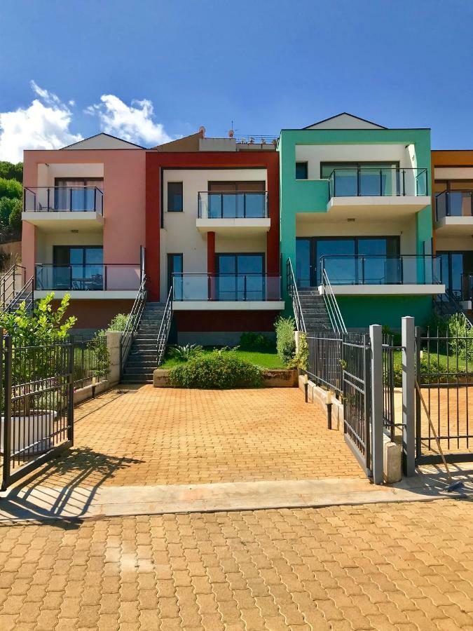 Red Luxury In Borgo Guardiola Near Cefalu Mandra Capreria Zewnętrze zdjęcie
